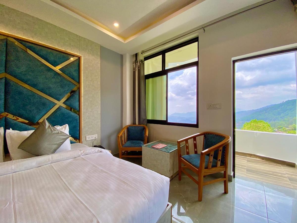 Hotel Kavita Palace ลันส์โดว์นี ภายนอก รูปภาพ